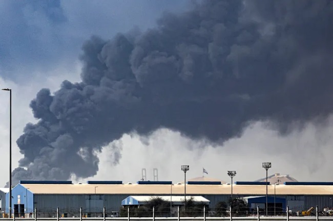 الحرس الثوري الإيراني يعلن تدمير أهداف في الكويت والإمارات