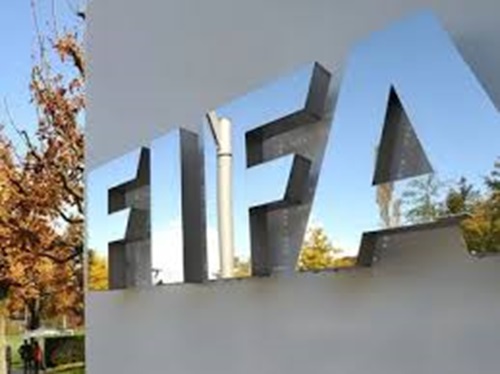الفيفا يدرس مشروعا جديدا يغير عالم كرة القدم