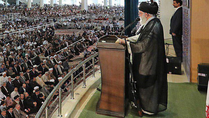 قائد الثورة الاسلامية في إيران