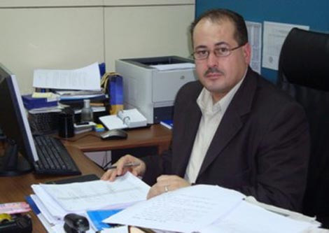 الصحفي والباحث والكاتب الجزائري يحيى أبو زكريا